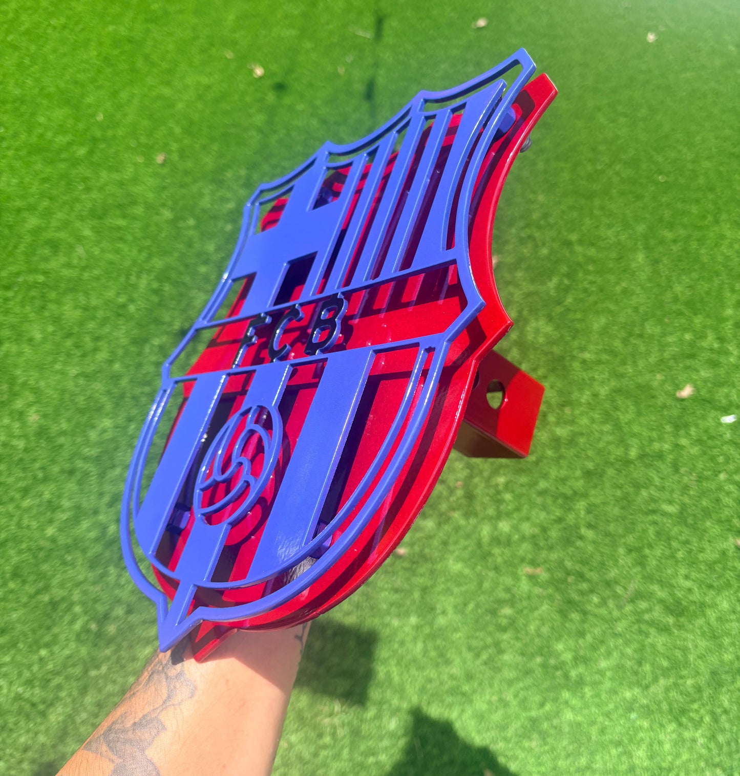 BARCELONA HITCH