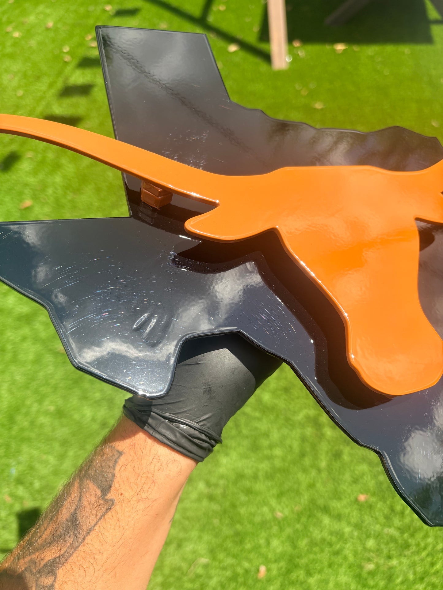 TEXAS LONGHORN HITCH (METAL SCRATCH DEFECT)